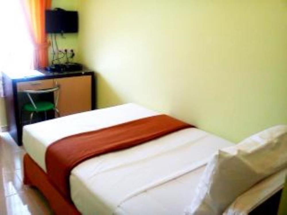 Hotel Keluarga Djagalan Raya Surabaya Dış mekan fotoğraf